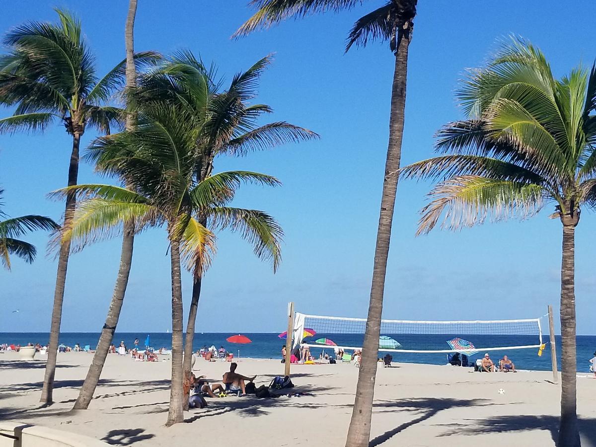 Ch Luxury Condos & Studios On The Beach ハリウッド エクステリア 写真